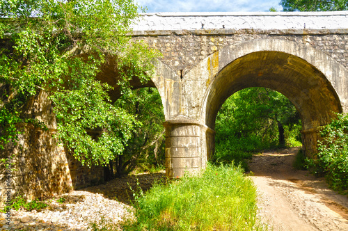 Puente en arco, cauce seco, Solana del Pino, Castilla-La Mancha