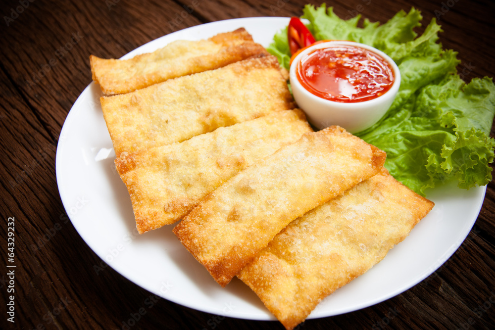 Fried wonton with sauce Fried wonton with sauce
