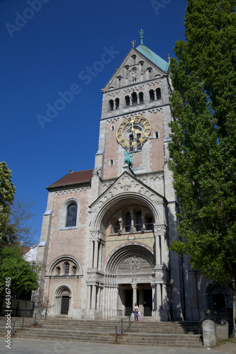 Fototapeta Naklejka Na Ścianę i Meble -  München - Pfarrkirche St. Anna im Lehel