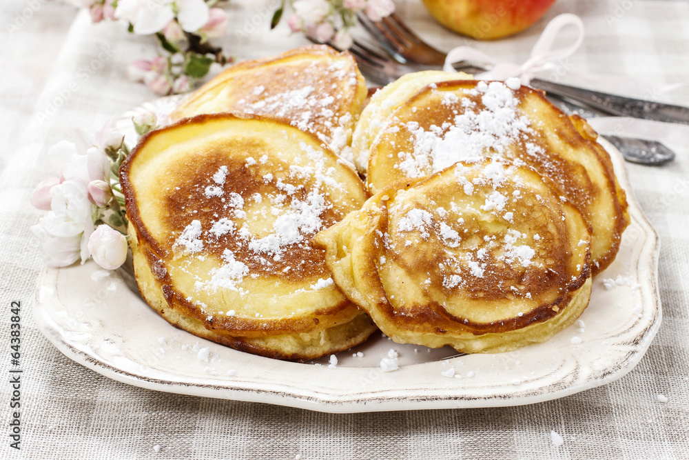 Apple fritters Apple fritters