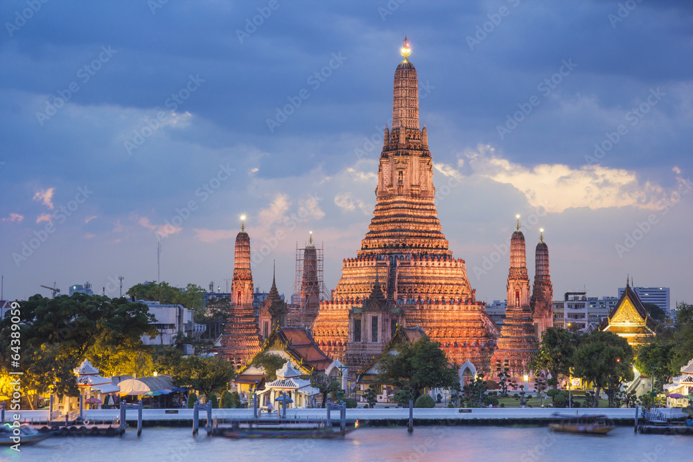 Fototapeta premium Świątynia Wat Arun, bangkok, tajlandia