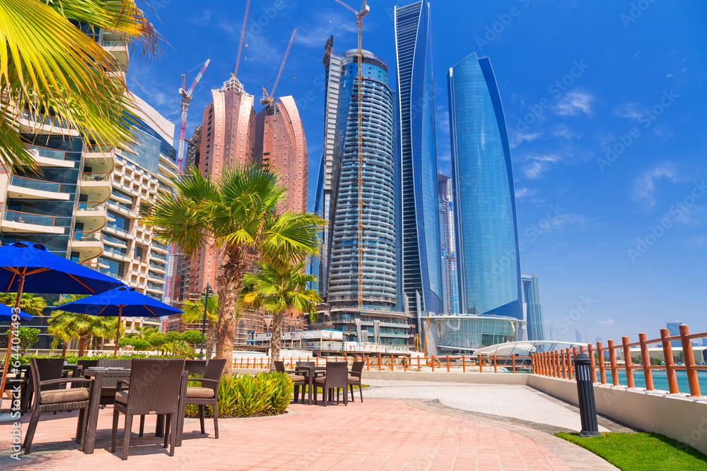 Naklejka premium Abu Zabi, stolica Zjednoczonych Emiratów Arabskich