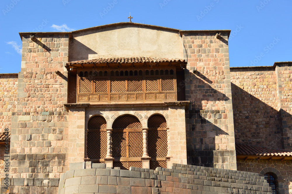 Convento de Santo Domingo sobre el  Coricancha . Cusco