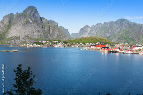 Picturesque fishing town of Reine by the fjord on Lofoten island © Lukasz Janyst