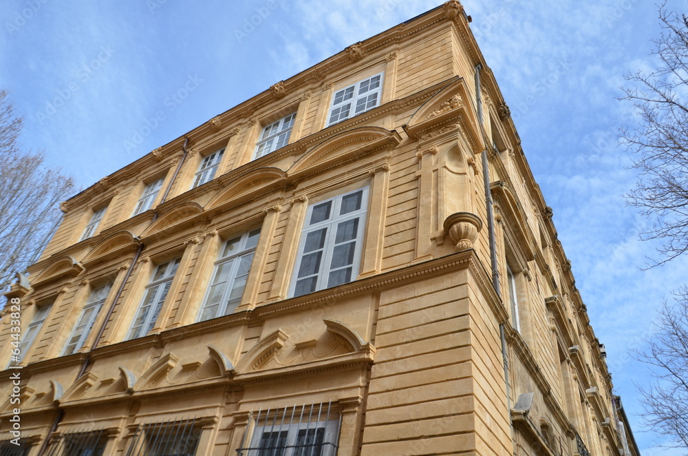 Architecture, façades, cours Mirabeau, Aix en Provence