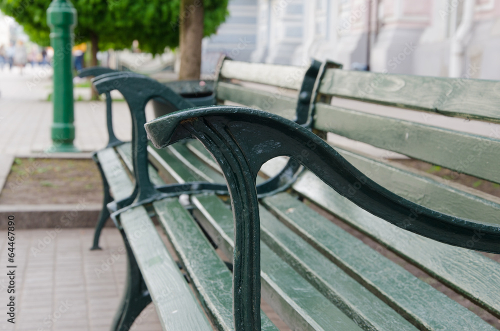 Metal handle benches
