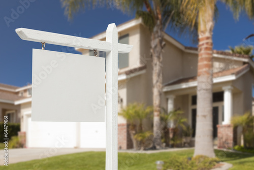 Blank Real Estate Sign in F...
