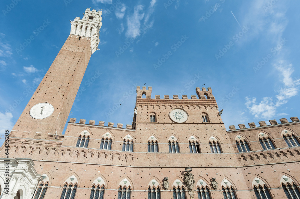 Fototapeta premium Public Palace and it's Mangia Tower in Siena, Italy
