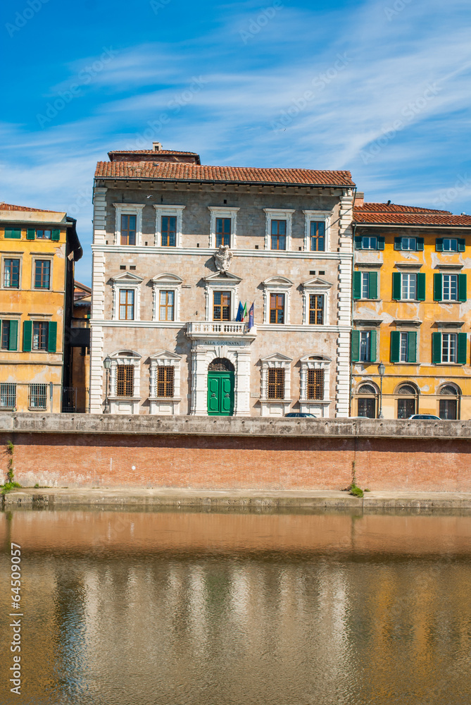 Veduta dei Lungarni di Pisa, Palazzo Lanfreducci