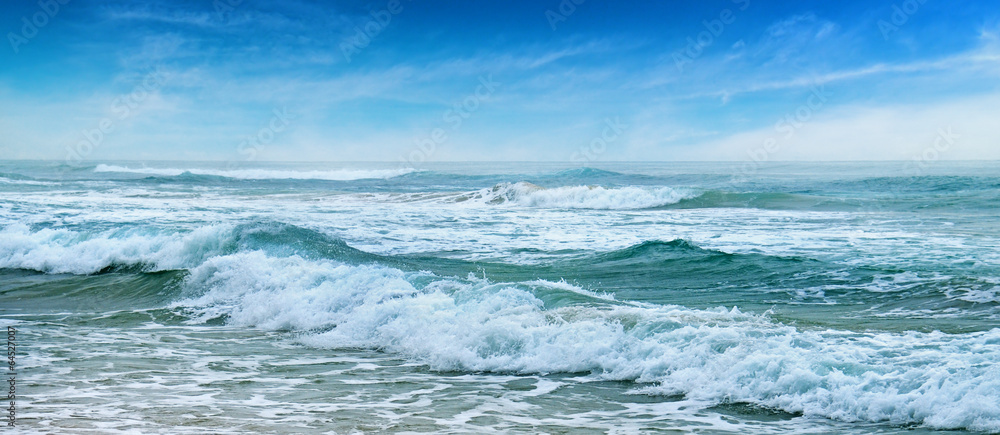 Fototapeta premium seascape and blue sky