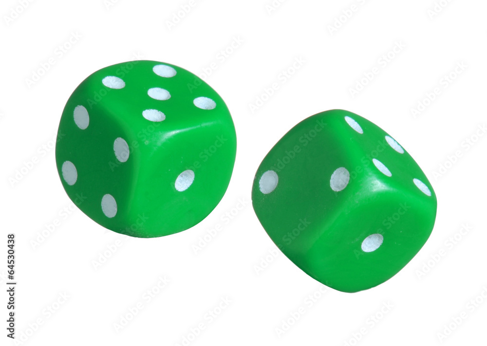 Dados verdes en fondo blanco.Juego de azar. Dados verdes en fondo blanco.Juego de azar.