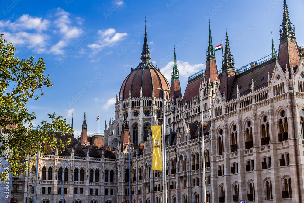 Obraz premium The building of the Parliament in Budapest, Hungary