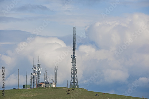 Sendeanlage auf dem Monte Subasio, bei Assisi, Umbrien, Italien photo