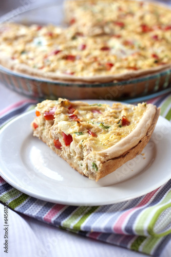 Chicken tart with paprika and goat cheese