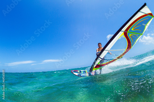 Windsurfing © EpicStockMedia