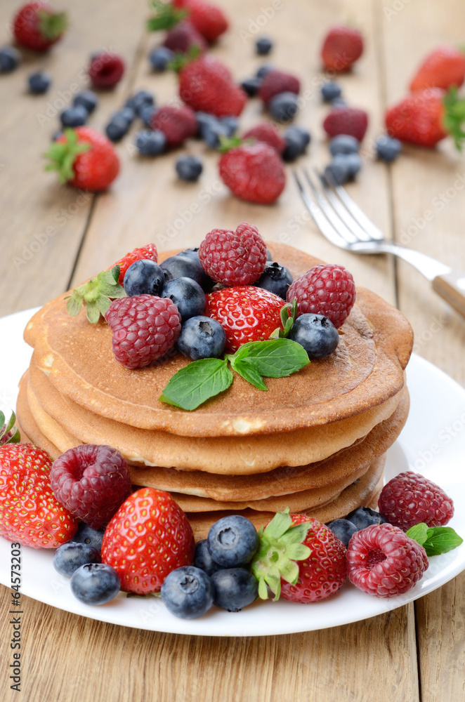 Pancakes with berries Pancakes with berries
