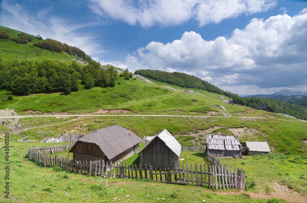Fototapeta premium Mountain Hut In Montenegro