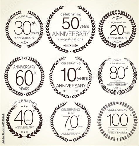 Anniversary laurel wreath