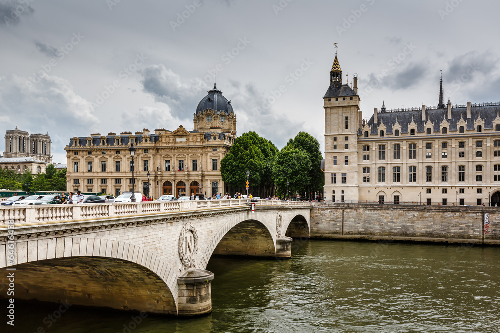 La Conciergerie, a Former Royal Palace and Prison in Paris, Fran La Conciergerie, a Former Royal Palace and Prison in Paris, Fran