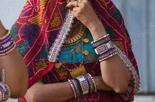traditional costume , woman , Rajasthan, India © N | R
