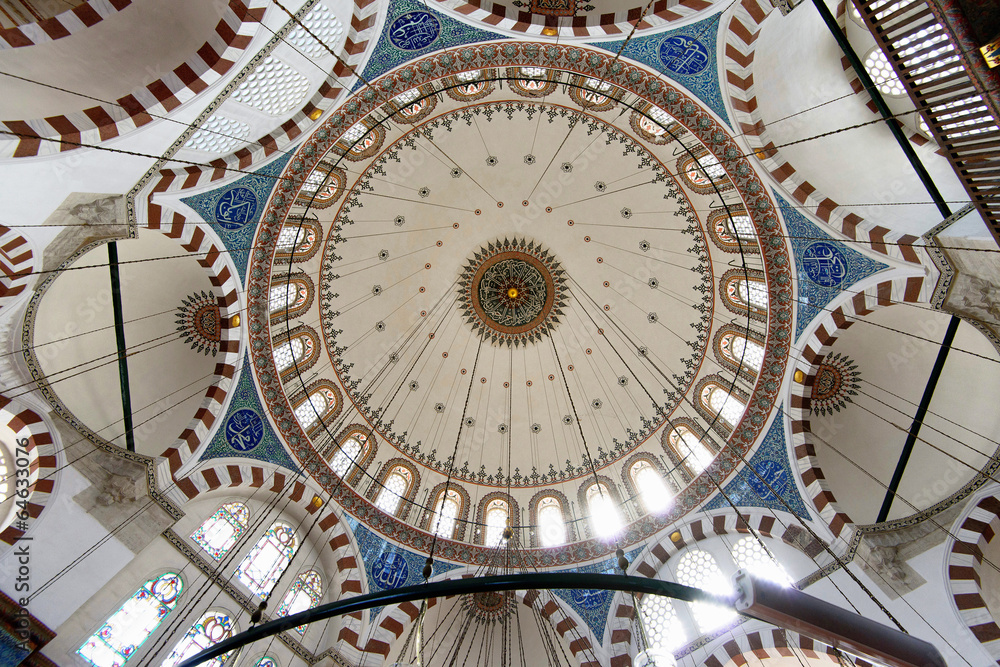 Obraz premium Le plafond de la mosquée de Soliman