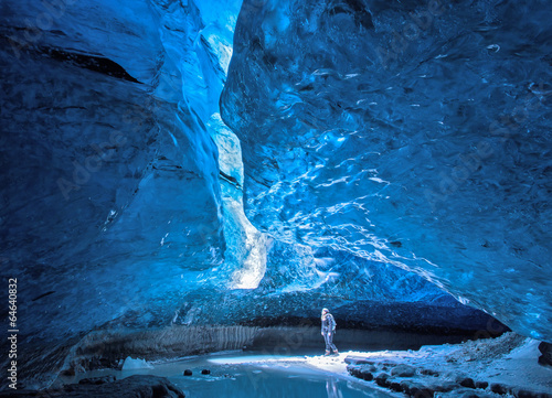 Obraz na plátně Blue ice cave