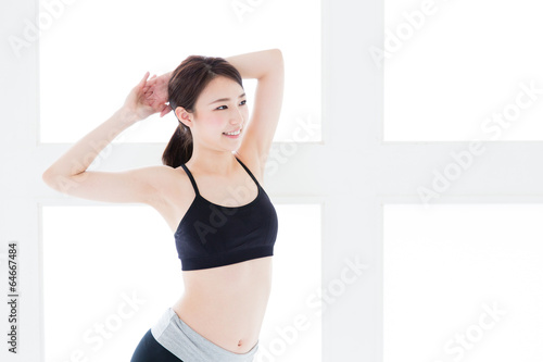 Fototapeta Naklejka Na Ścianę i Meble -  young asian woman exercise image