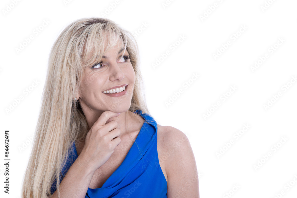 Gesicht einer schönen älteren Frau isoliert Gesicht einer schönen älteren Frau isoliert