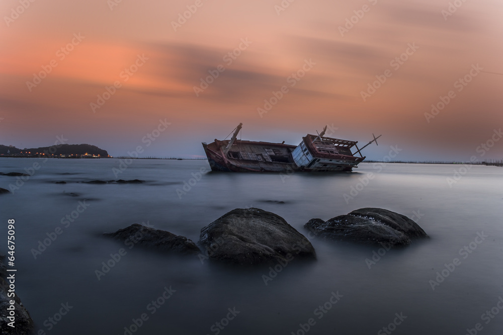 Sinking boat Sinking boat