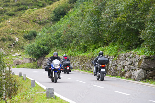 Motorradfahrer auf der Silvretta-Hochalpenstra  e