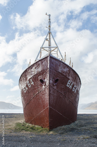 Oldest steel ship in Iceland photo