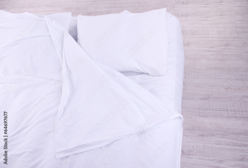 Obraz premium Unmade bed close up