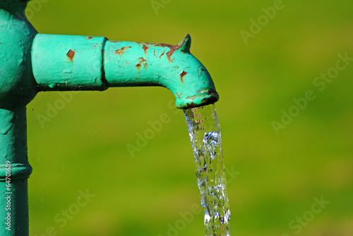 reines sauberes wasser