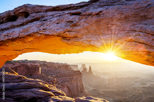 famous Mesa Arch