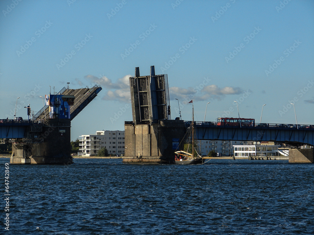 Fototapeta premium pont mobile