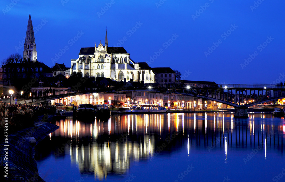 Abbaye d'Auxerre la nuit