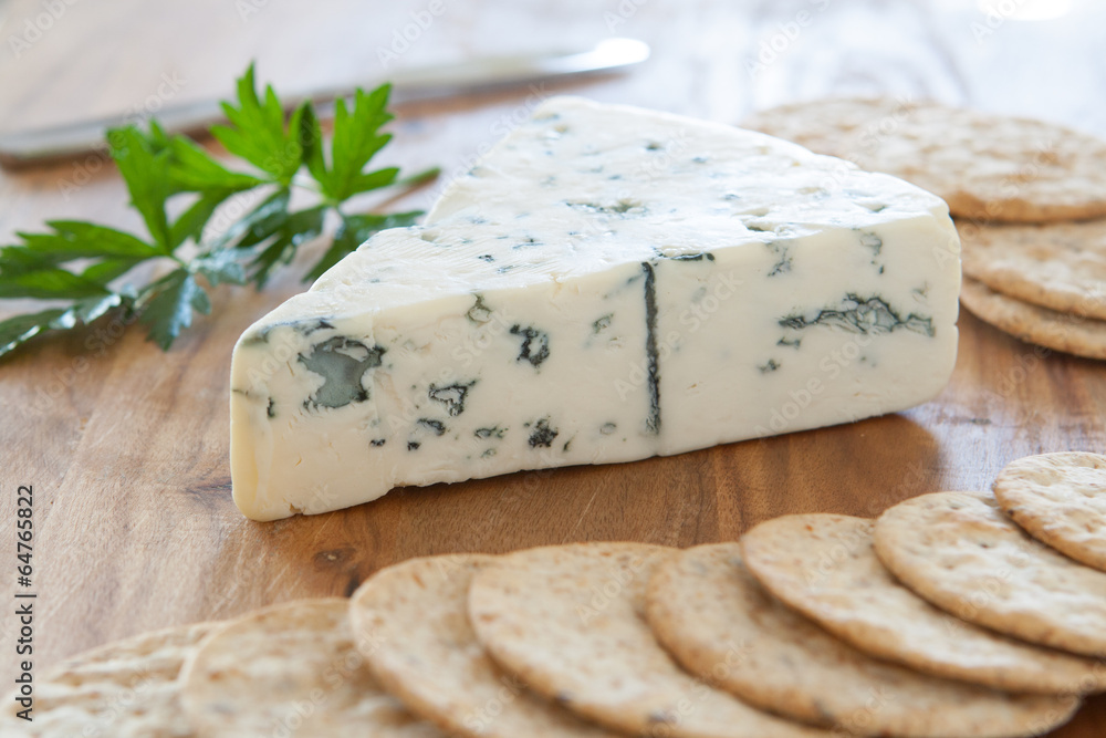 Blue Cheese and Crackers