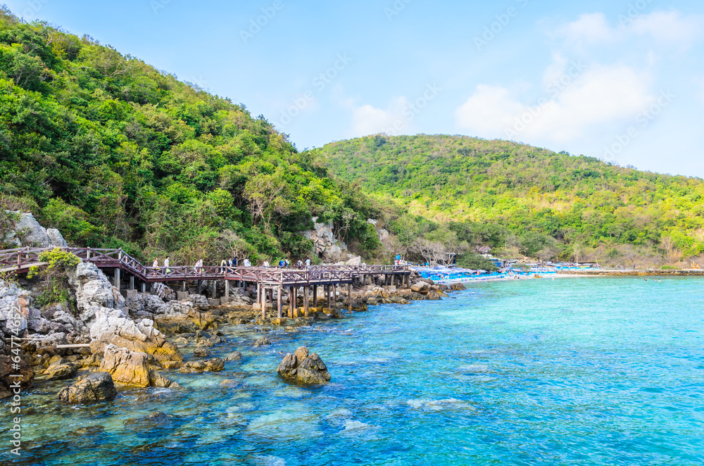 Koh larn beach island at Pattaya Thailand