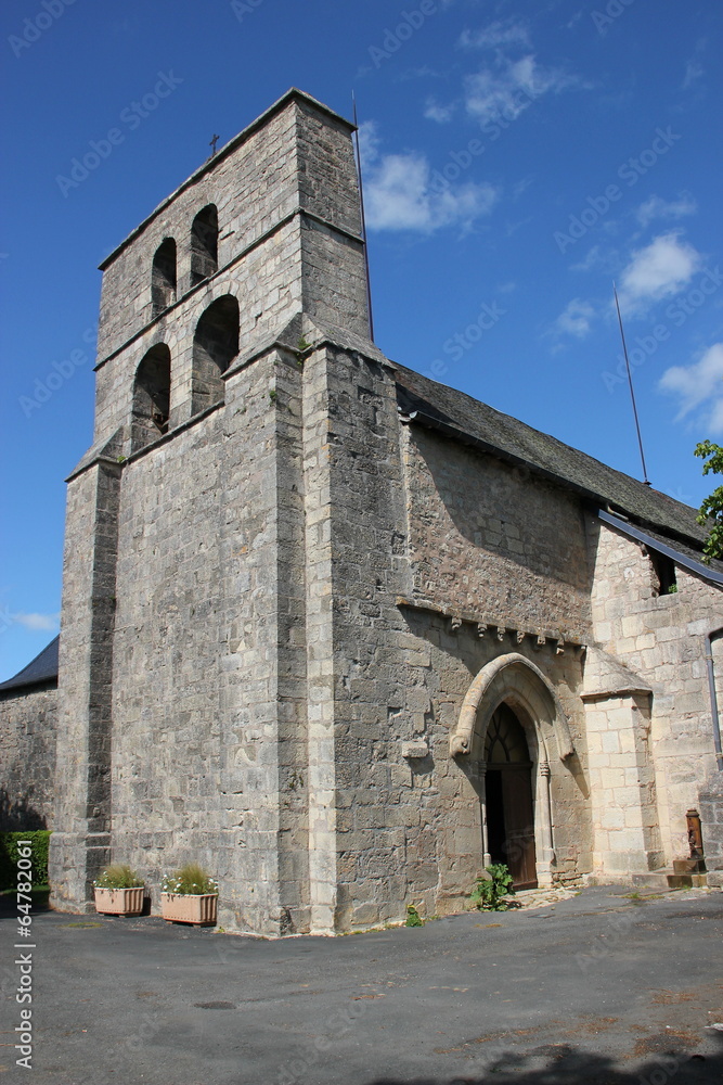 Eglise d'Yssandon .(Corrèze)