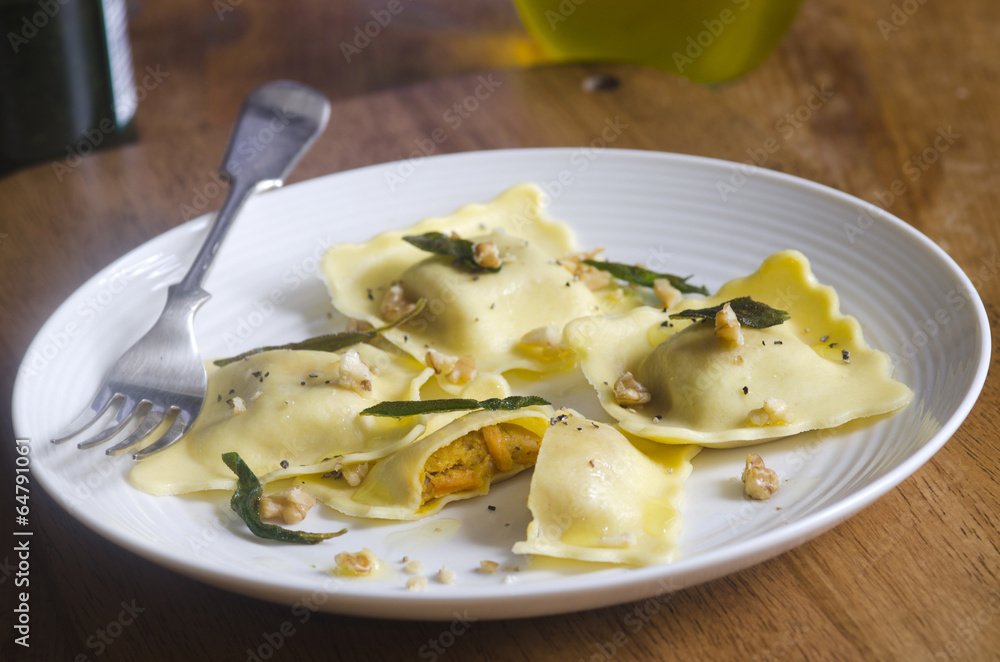 Ravioli Ravioli