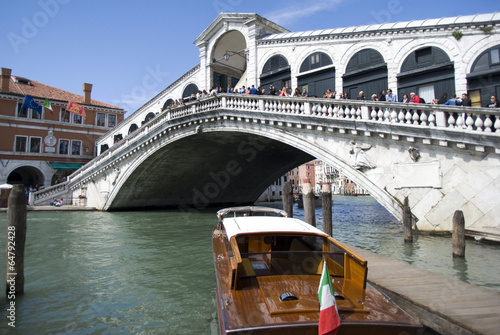 Famous Rialto bridge over the Grand Canal in Venice © Dmytro Surkov