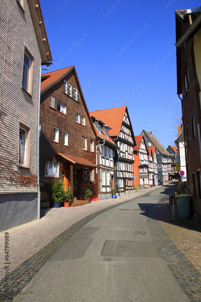 Häuser und Straße in Alsfeld