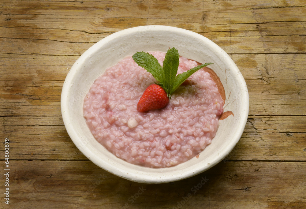 Risotto with strawberries Arroz con fresas Riz aux fraises Risotto with strawberries Arroz con fresas Riz aux fraises