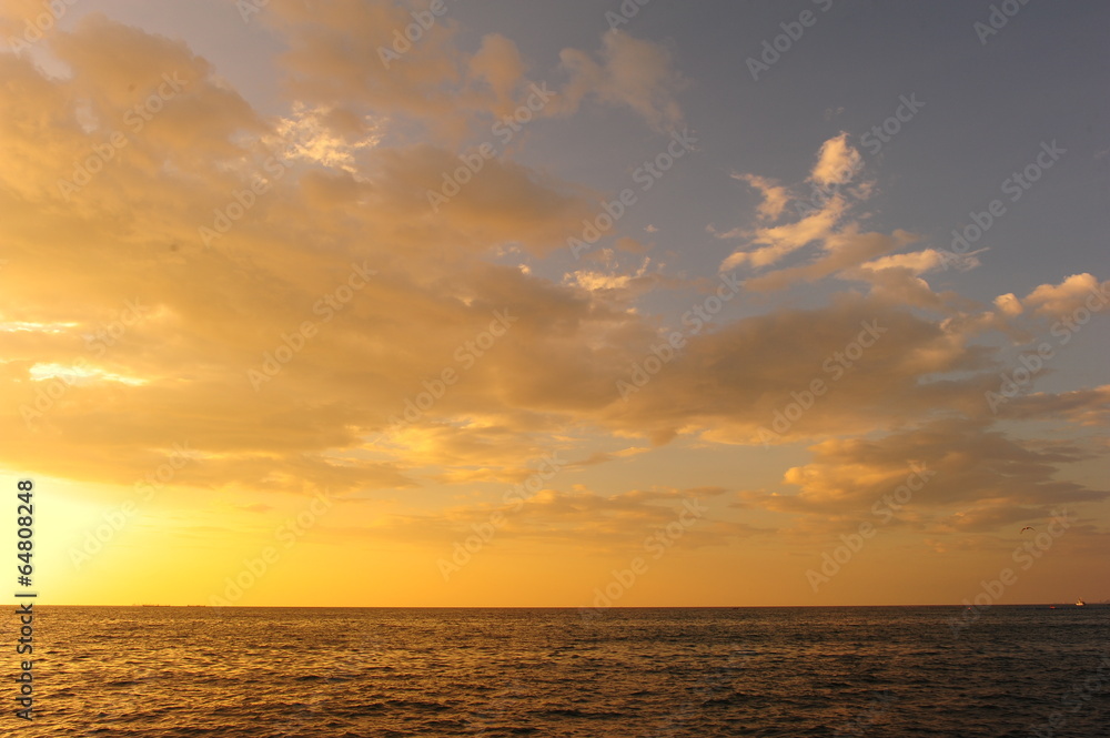 Obraz premium Sea Sunset and Cloudscape