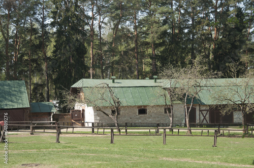 Polenovo museum, horse barn