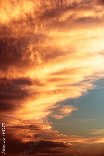 Fototapeta Naklejka Na Ścianę i Meble -  Dramatic sky with beautiful sunset