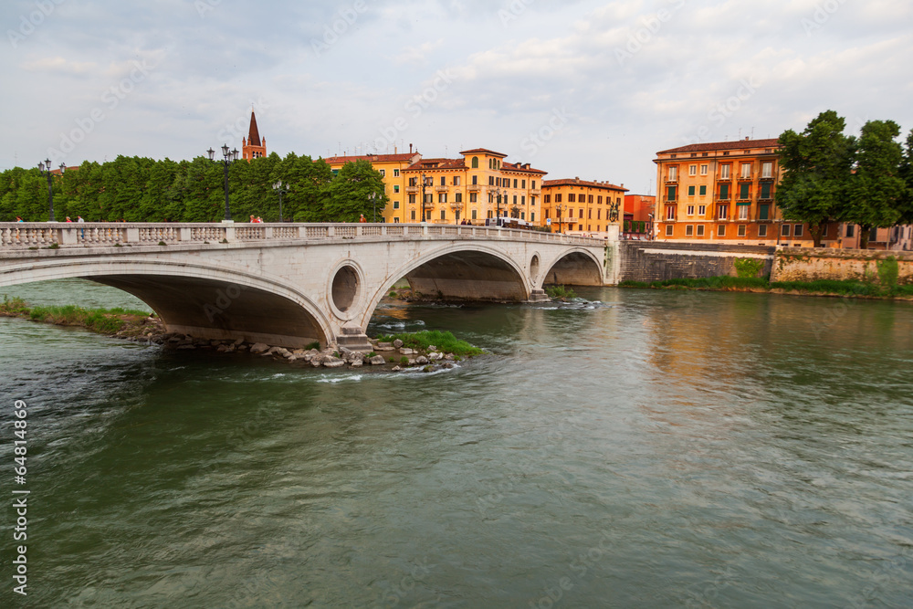 Etsch-Brücke in Verona