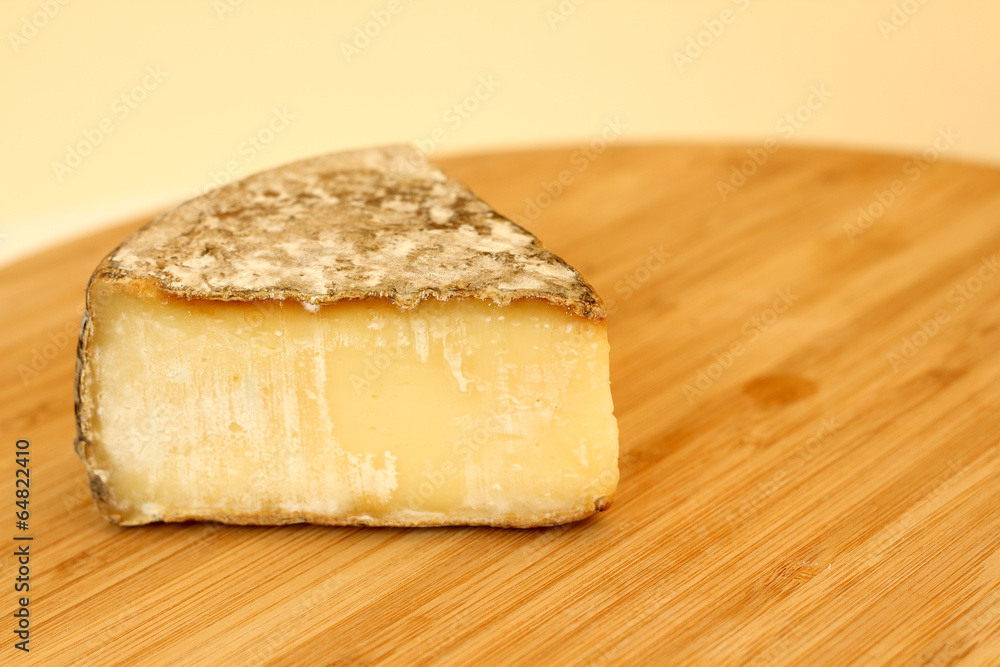 Tomme de savoie cheese