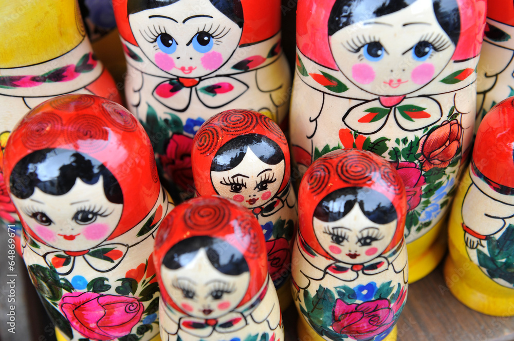 Obraz premium Typical russian toy -Matryoshka dolls