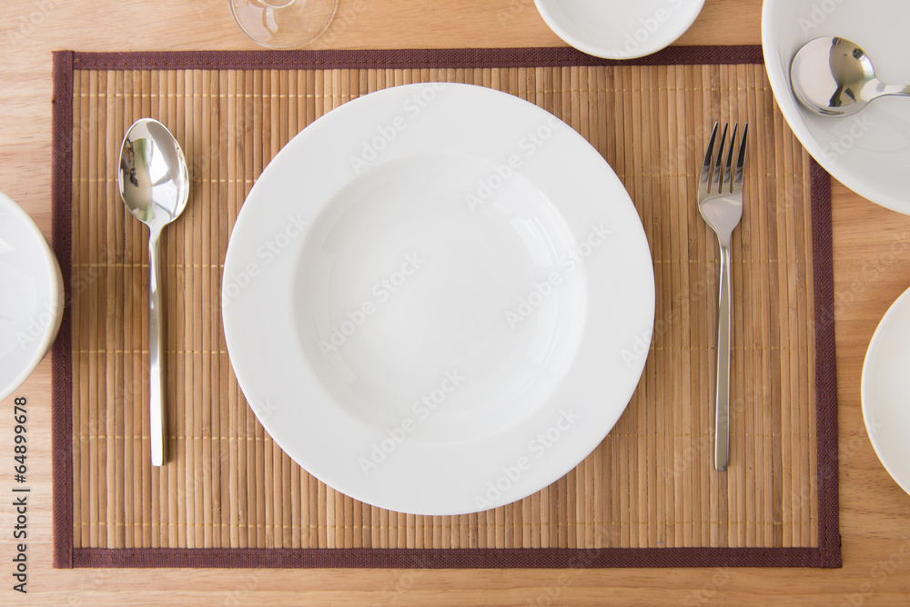 Whiteware on table Whiteware on table